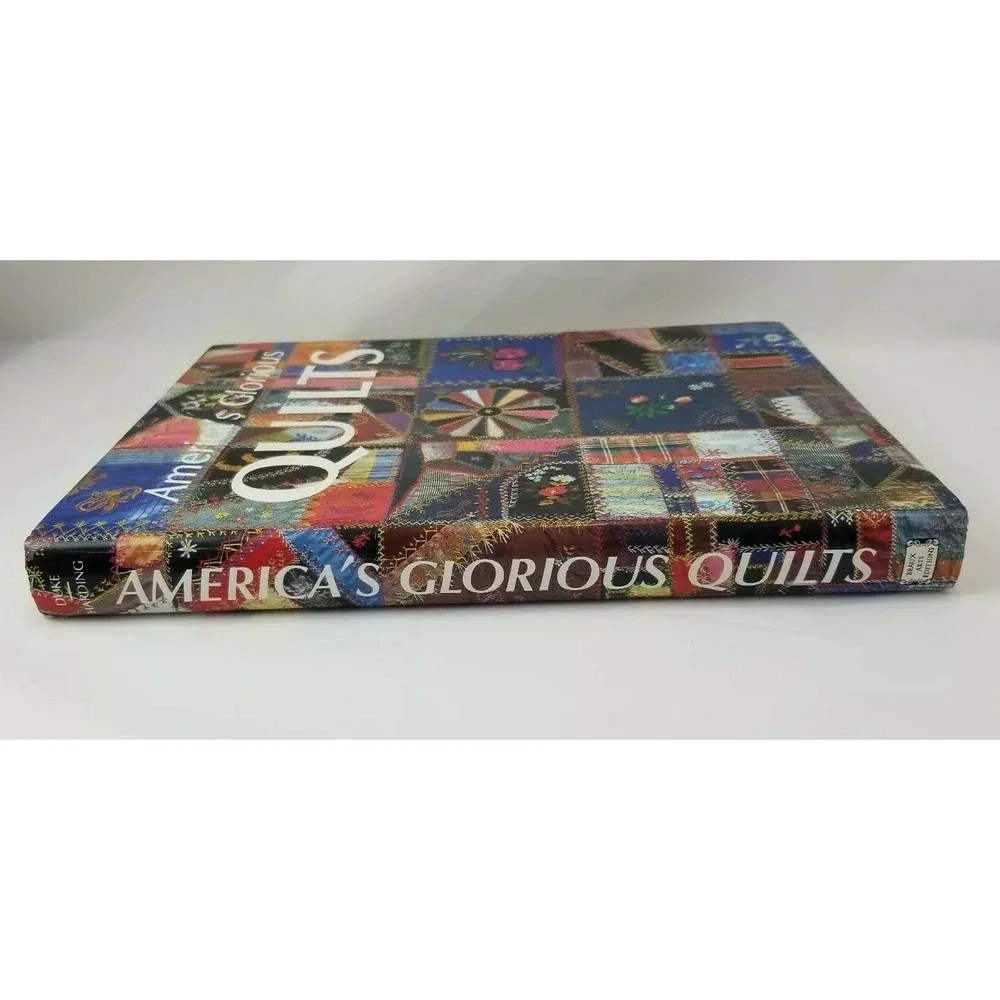 Vintage Americas Glorious Quilts 1987 Hardcover Book Dennis Duke Deborah Harding